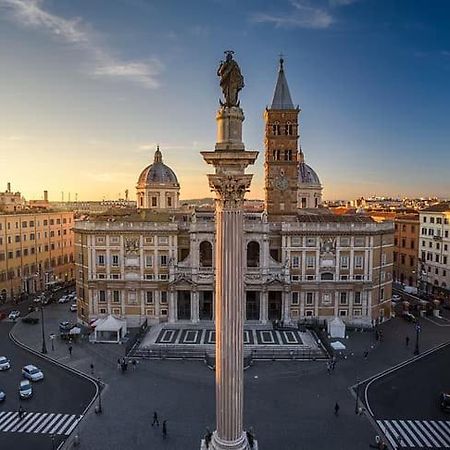 Free Breakfast - Apartment In The Heart Of Roma Esterno foto